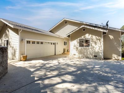 18776 Jayhawk Dr
