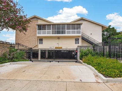 3131 Cummins St APT 82