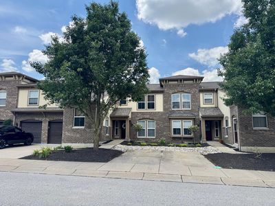 2255 Rolling Hills Dr