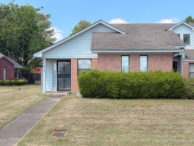 6218 Bell Gables