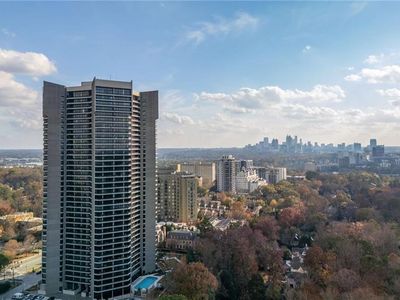 2660 Peachtree Rd NW APT 6H