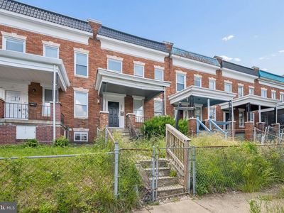 306 Lyndhurst St
