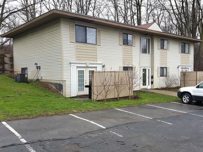 818 Carrier Creek Blvd NE