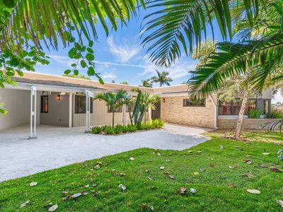 1425 Middle River Drive