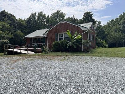 129 Munday Rd