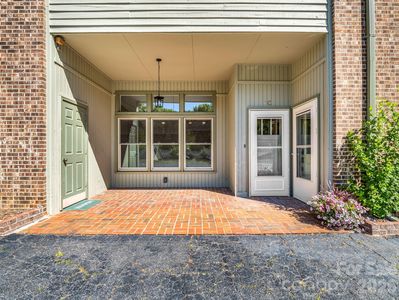 44 Jervey Rd APT 4C