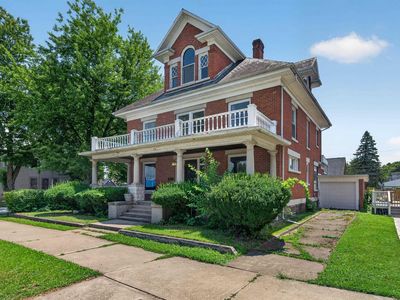 351 W Main St