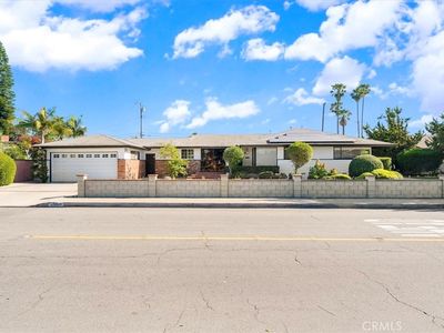 9642 Orangewood Ave
