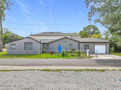 1680 8TH Street W