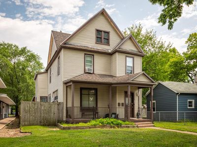 1121-1123 5th AVENUE SOUTH South