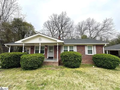 3 Pembroke Ln