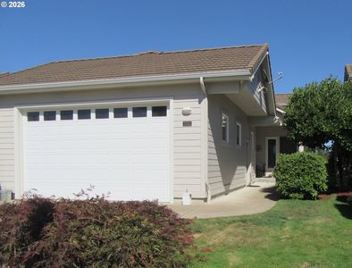 70 Magnolia Dr