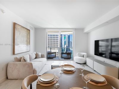 77 SE 5th St Unit 3914