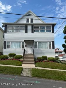 1331-1333 Bryn Mawr St