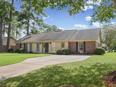 2306B Tuxedo Ln