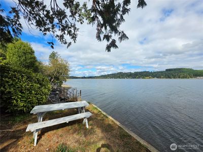 560 E North Bay Road