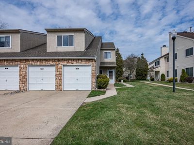 75 Sandra Rd