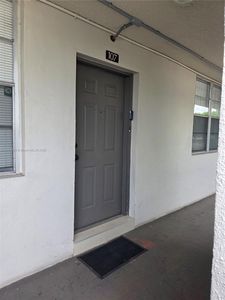 4898 NW 29th Ct APT 107