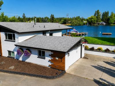9509 W Driftwood Dr