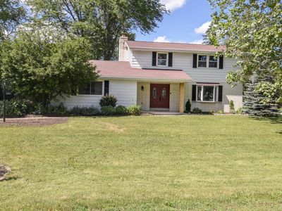 21300 Astolat DRIVE
