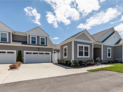 1021 Paragon Way #D