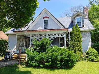 304 Hendricks St