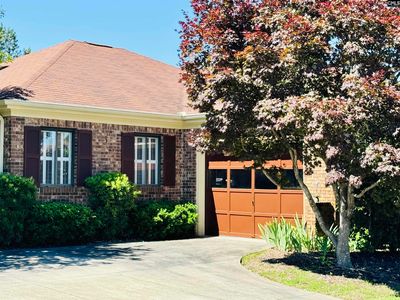 208 Patio Pl