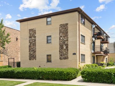 2545 N 72nd Ct APT 1