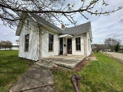 1601 Ridge Ave