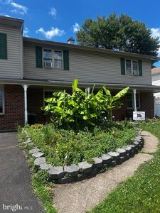 169 Twin Oak Dr
