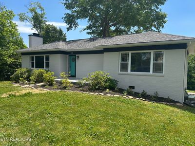 106 Colonial Dr