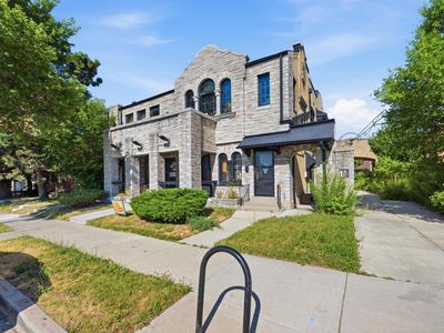 3514 N Port Washington Ave STREET #3512-3516