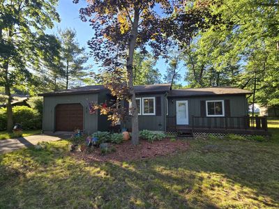 Property at 110 Acorn Ln, Houghton Lake, MI