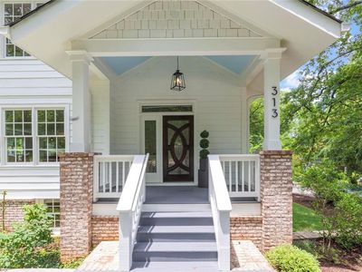 313 W Howard Ave
