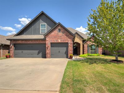 3715 Presidio Cir