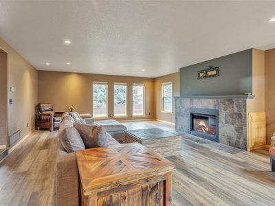 407 Joseph Dr