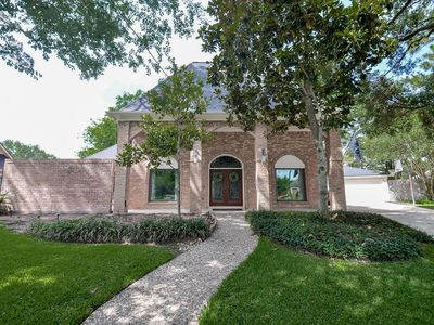 22607 Unicorns Horn Ln