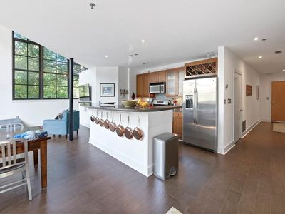 790 North Ave NE Unit 102