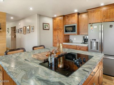 6000 Winnemucca Ranch Rd