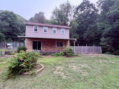 1435 Sharon Rd