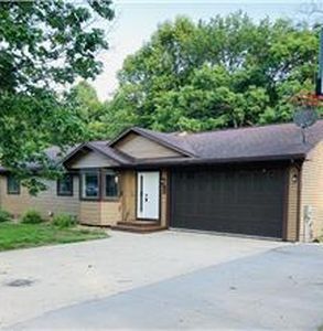269 E Sunset Ln