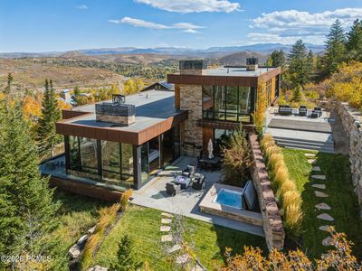 2463 Iron Mountain Dr