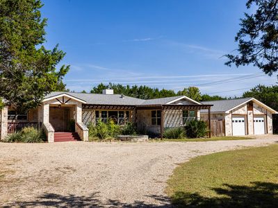 1121 Monroe Dr