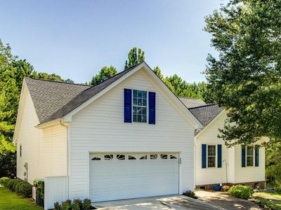 115 Bradford Hill Dr