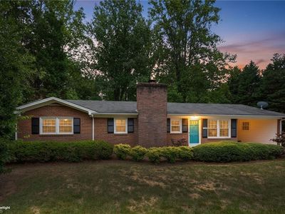 134 Meadow Brook Rd