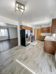 311 8th Ave SE