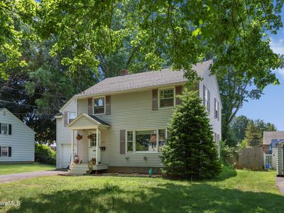 24 Marlboro Dr