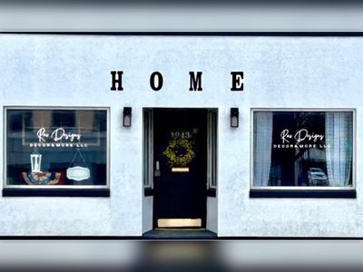 1943 Hall Ave