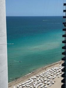 18201 Collins Ave APT 3407