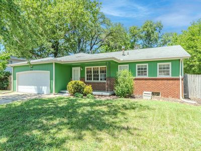 804 E English Ct